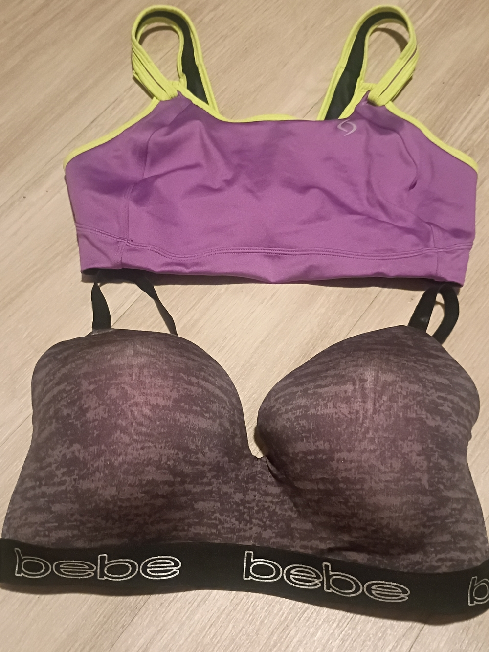2 Sports Bras